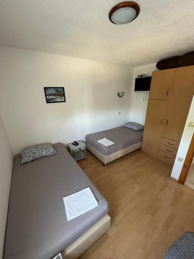 אומיס Oasis Of Peace Apartment מראה חיצוני תמונה