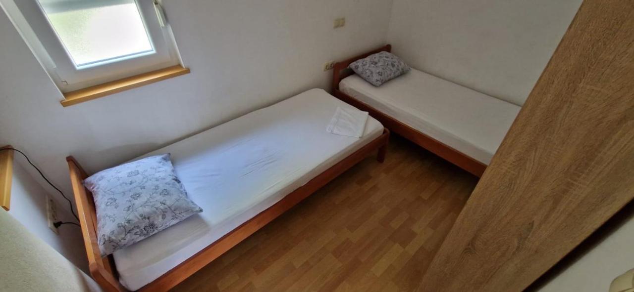 אומיס Oasis Of Peace Apartment מראה חיצוני תמונה