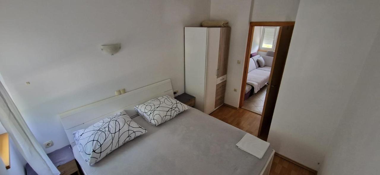 אומיס Oasis Of Peace Apartment מראה חיצוני תמונה