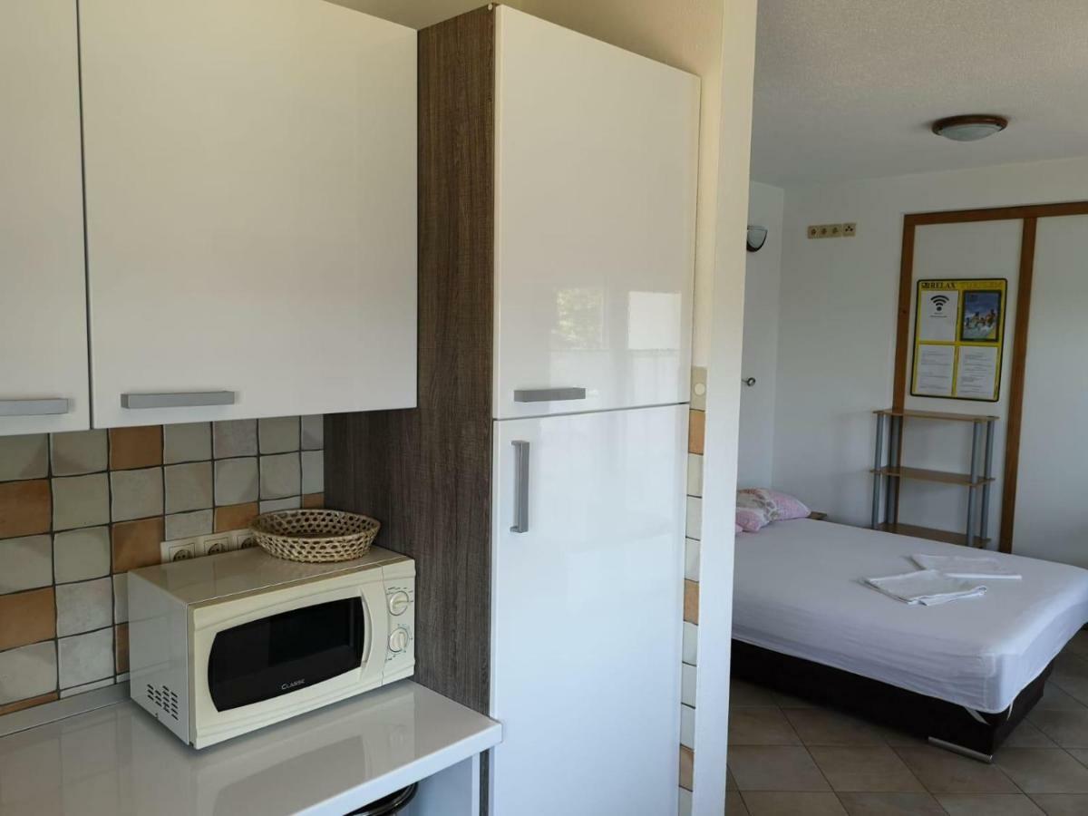 אומיס Oasis Of Peace Apartment מראה חיצוני תמונה