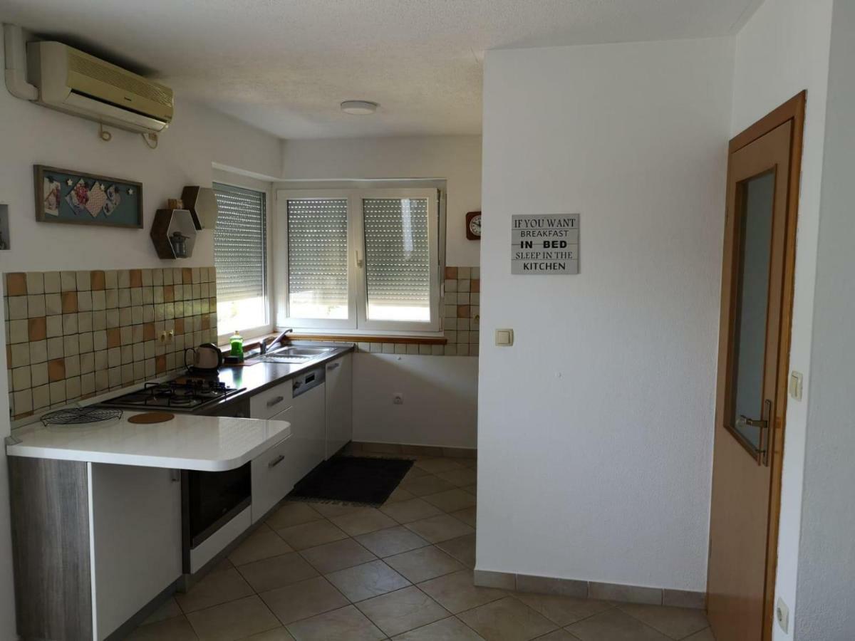 אומיס Oasis Of Peace Apartment מראה חיצוני תמונה